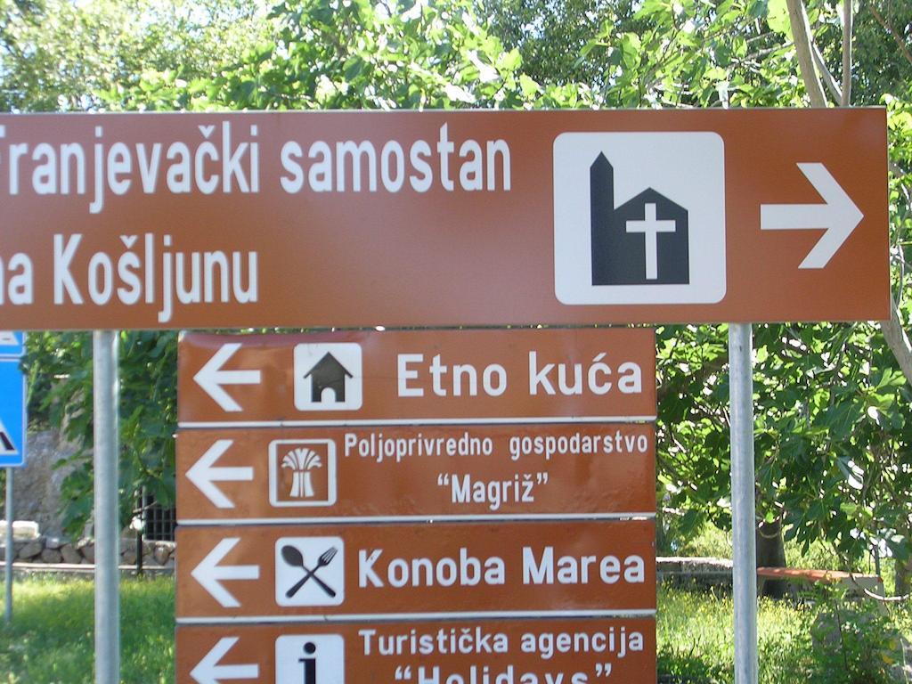 Apartment Perkovic Jadranka Kornić Eksteriør bilde